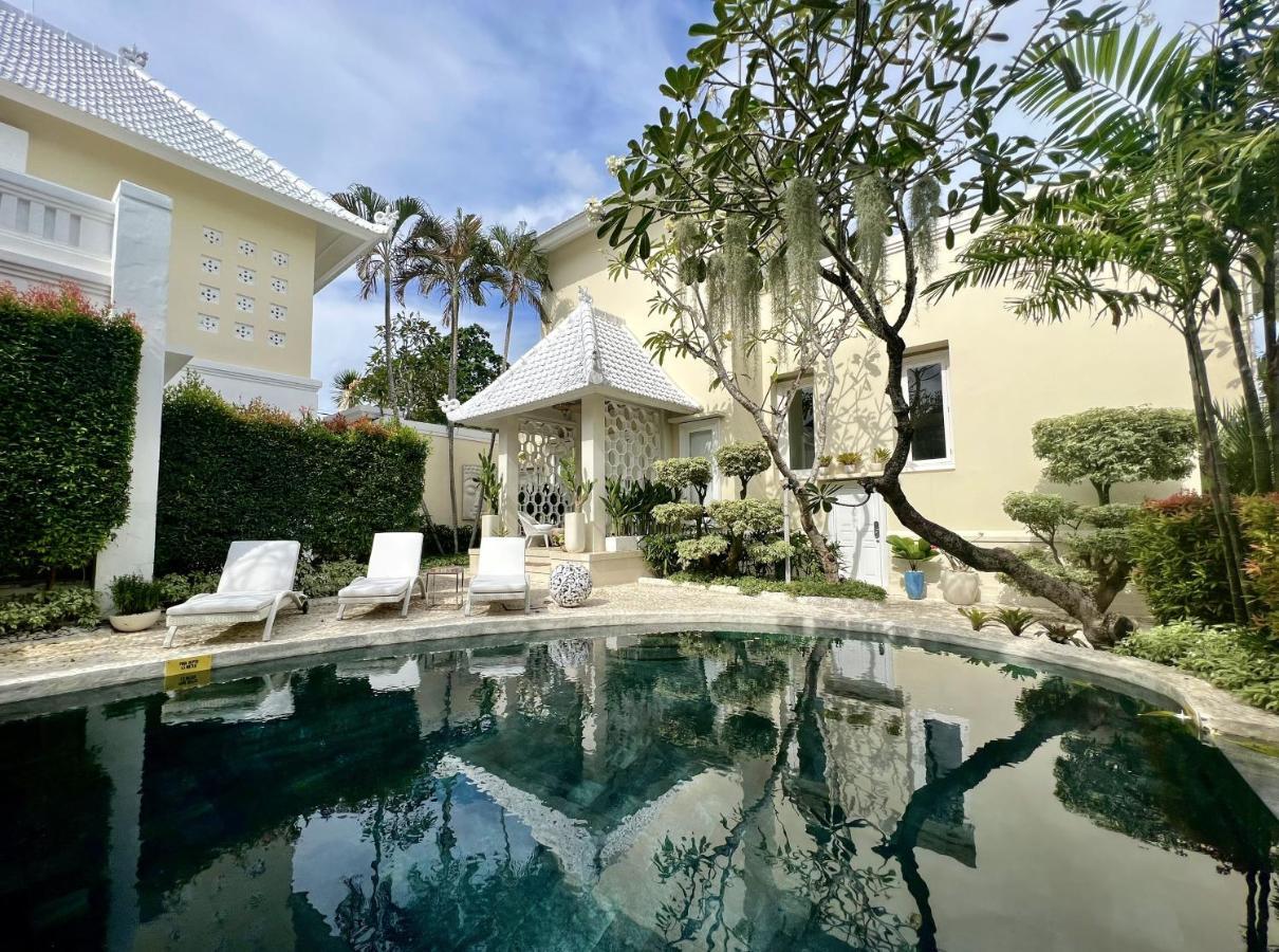 Moon Umalas Villa Canggu (Bali)